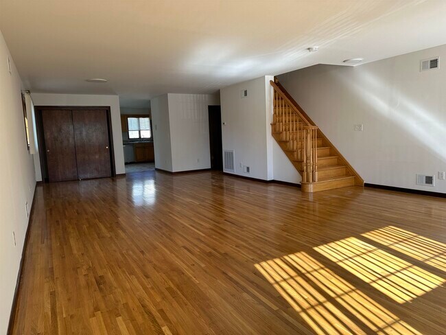 Foto del edificio - 821 6th St