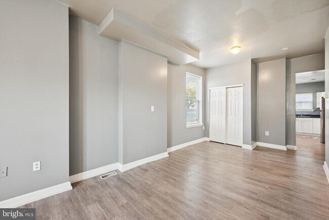 Foto del edificio - 138 N King St