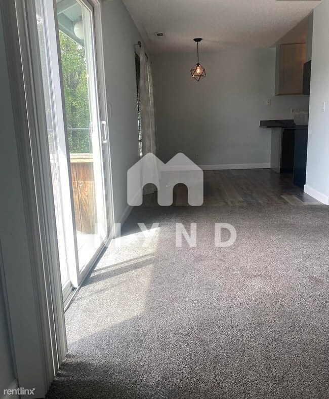 Foto del edificio - 2 br, 1 bath Condo - 4602 Neil Rd Unit 64 ...