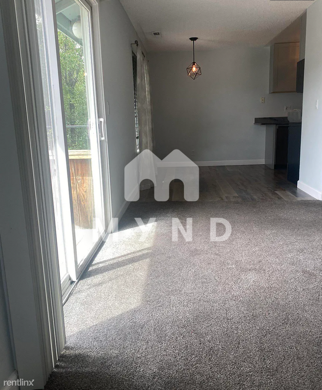 Building Photo - 2 br, 1 bath Condo - 4602 Neil Rd Unit 64 ...