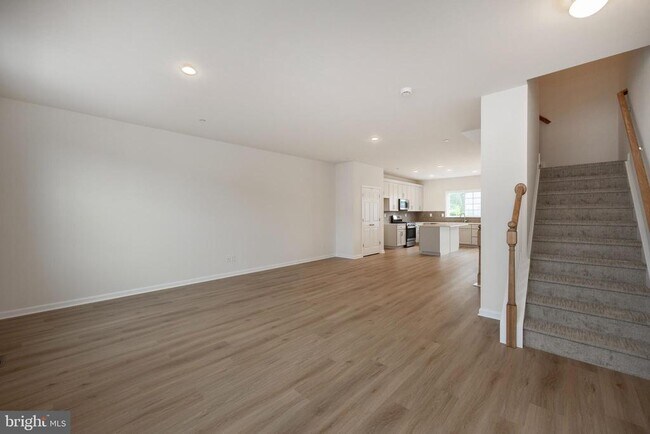 Building Photo - 412 Ridgewood Dr