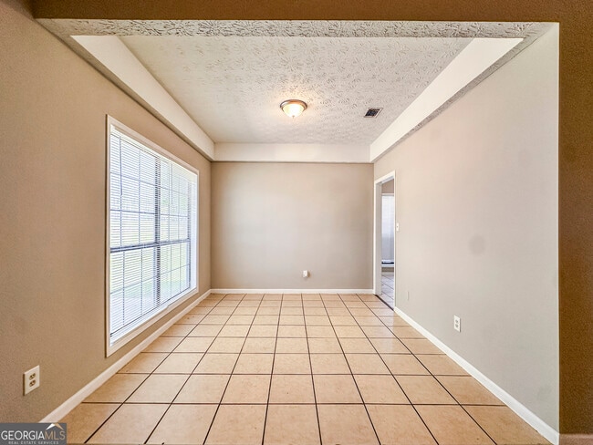 Building Photo - 11647 Matthews Trail
