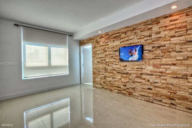 Building Photo - 2 br, 2 bath  - Quantum On The Bay Condo