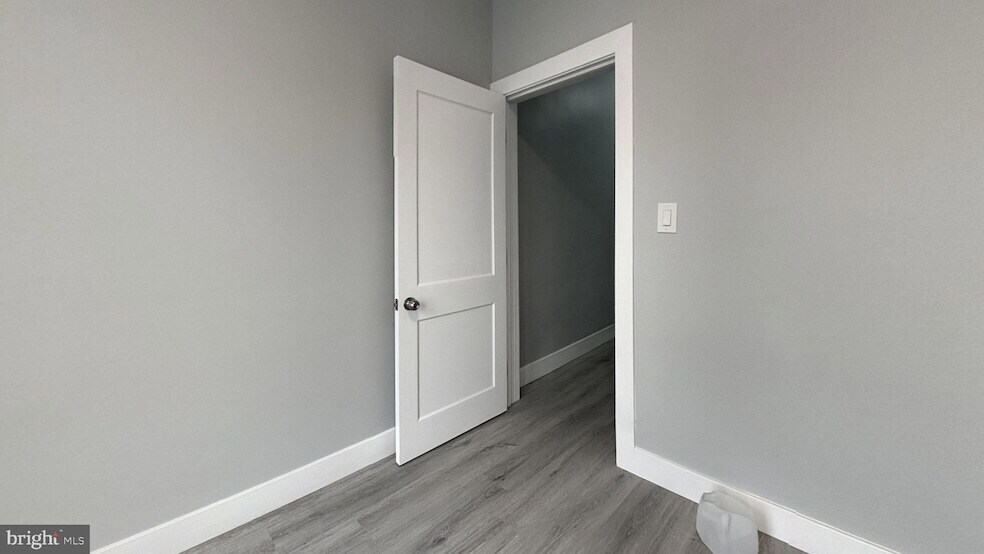 Building Photo - 1329 S 29th St