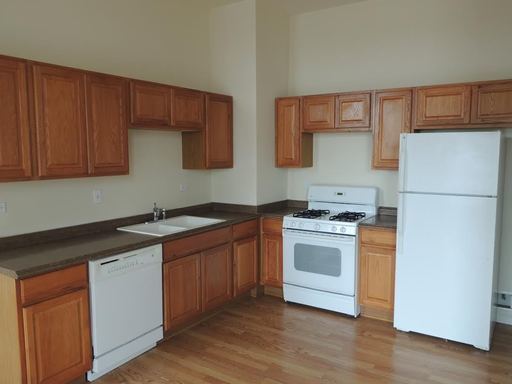 Foto del edificio - 2451 W Howard St