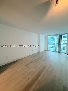Foto del edificio - 1200 Brickell Bay Dr