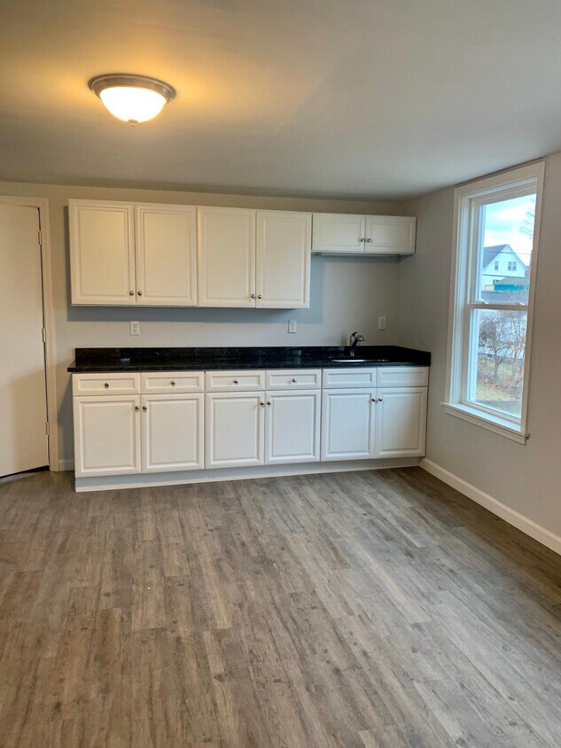 Foto principal - 213 Grand St