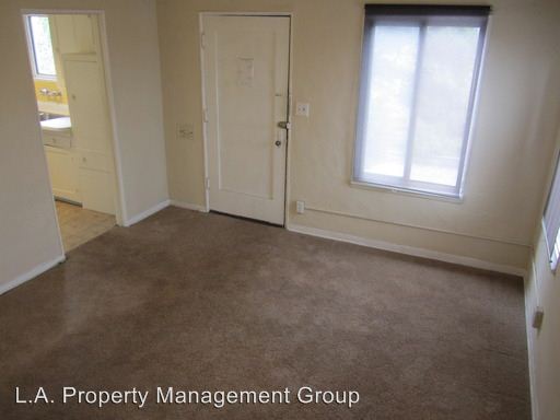 Building Photo - 1134 1/2 N Coronado St