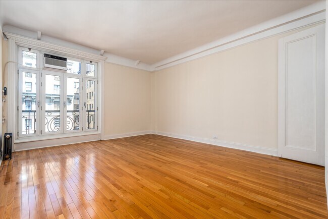 Foto del edificio - 510 W 110th St