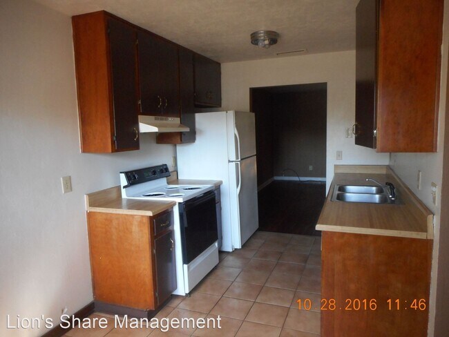 Building Photo - 2 br, 1 bath House - 1522 Levy Ave.