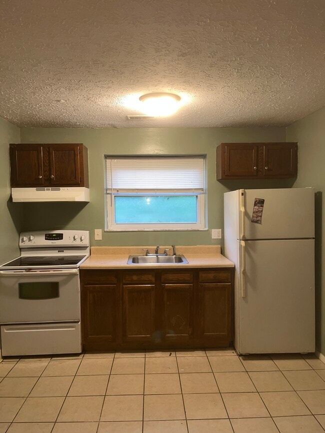 Building Photo - 3400 Ninann Ct