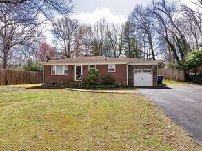 Building Photo - 3324 Arlington Dr