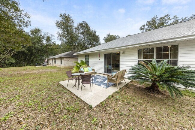 Building Photo - 12947 Lillian Hwy