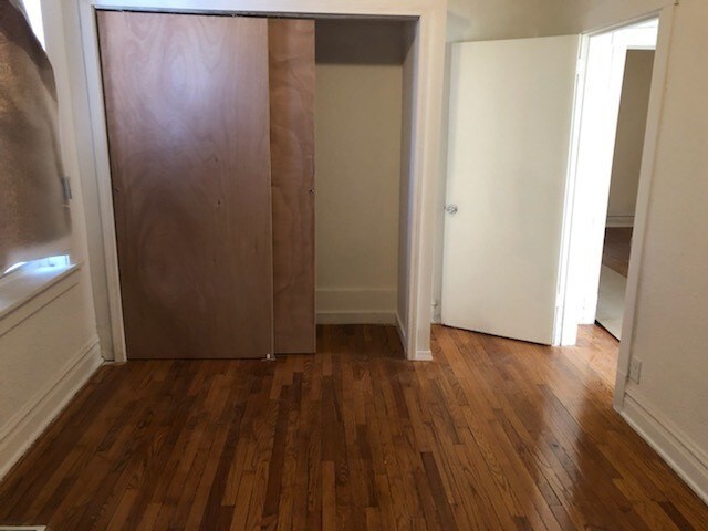 Foto del edificio - 510-512 W 75th St