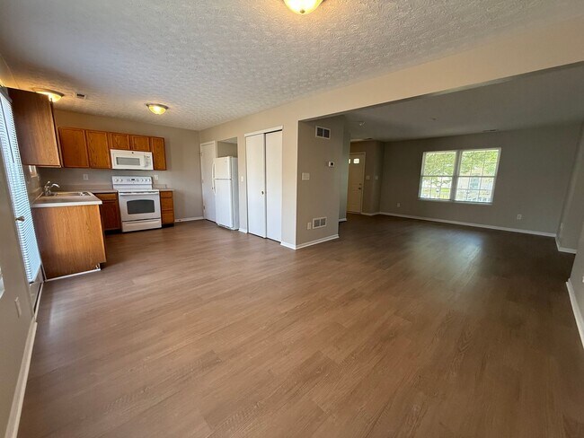 Building Photo - 7031 Osprey Ridge Dr