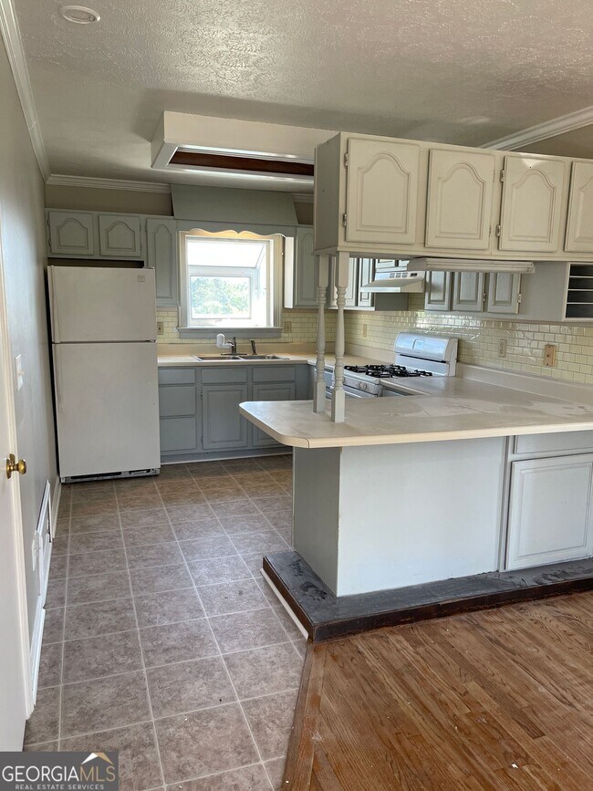 Foto del edificio - 4503 Scenic Mountain Dr SE