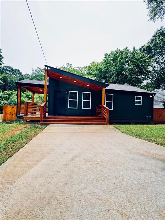 Foto del edificio - 2228 Carey Dr SE