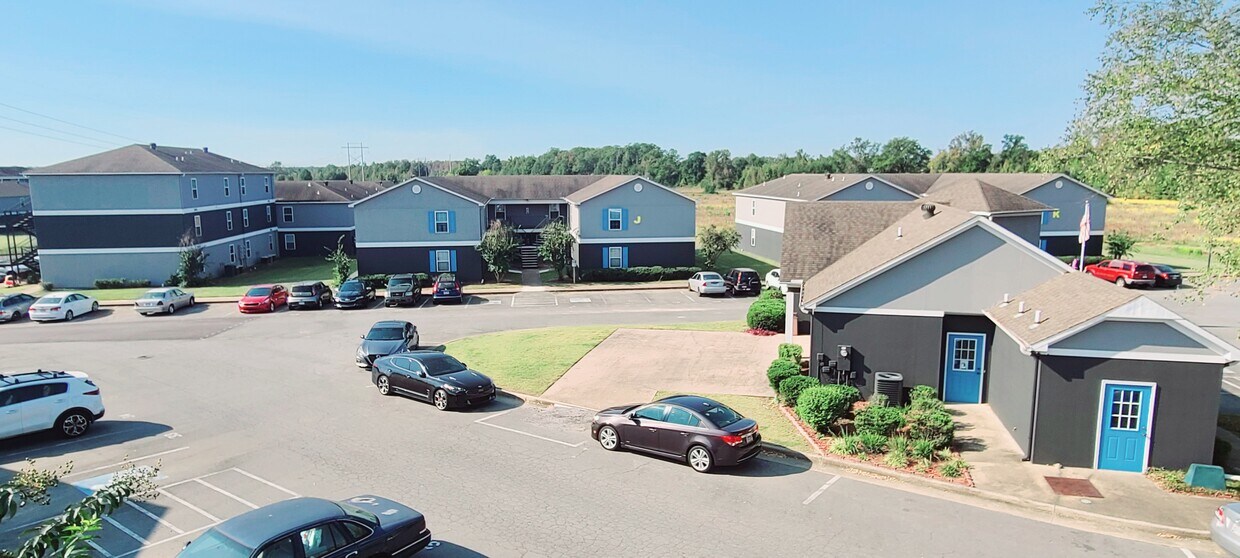Steeplechase Apartments in Cabot, AR