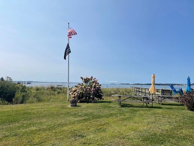 Foto del edificio - 14 Oak St