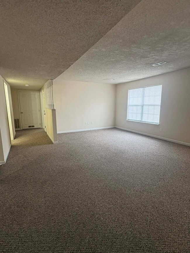 Building Photo - 1712 McGregor Ct