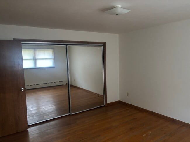 Foto del edificio - 1801 Silvercrest Dr