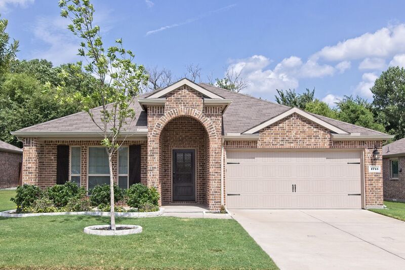 Foto principal - 1713 Cattleman St