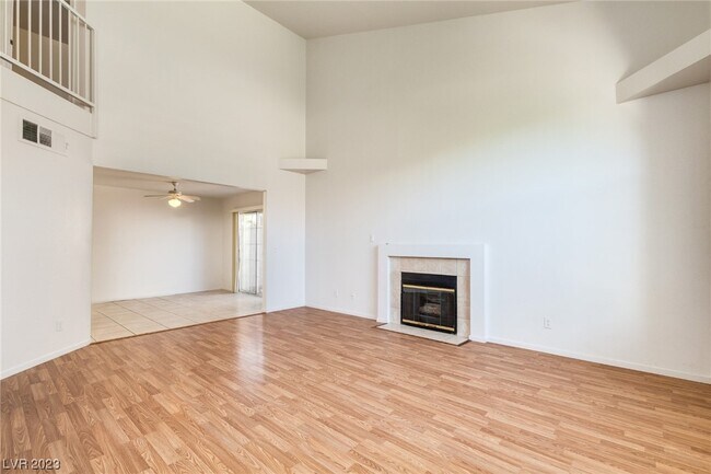 Building Photo - 7713 Allerton Ave