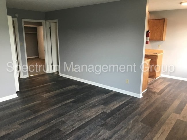 Building Photo - 2 bedroom 1 bath apartment in Greeneville, TN