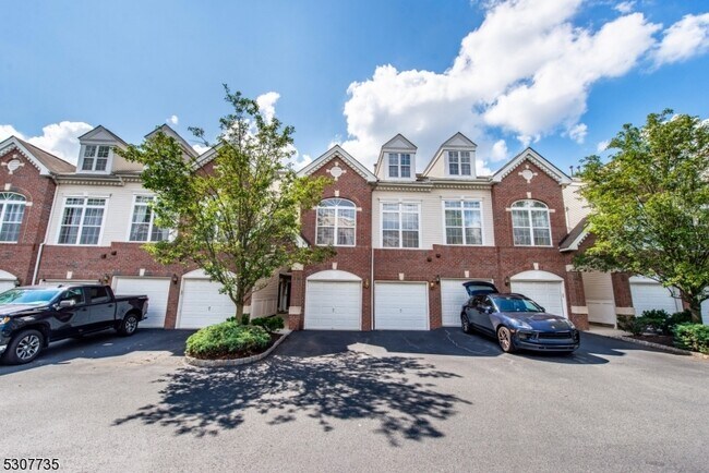 Building Photo - 118 Rock Creek Dr
