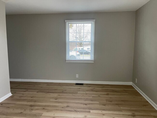 Foto del edificio - 2 bd 1 ba duplex in a Great Location