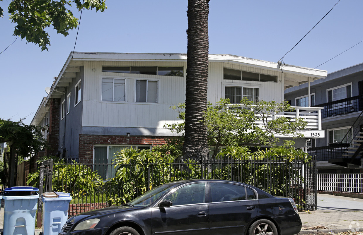 Foto del edificio - 1525 Alcatraz Ave