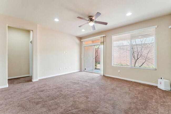 Building Photo - Charming Home in a Prime Southwest Las Vegas Location!