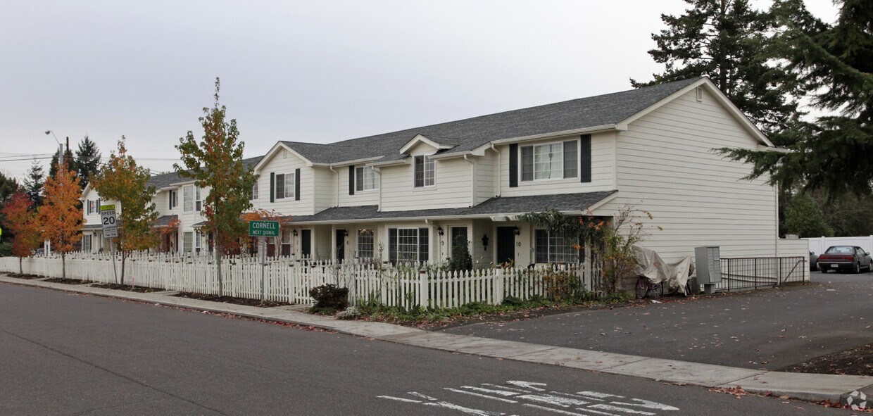Primary Photo - 1255-1265 NW Trail St