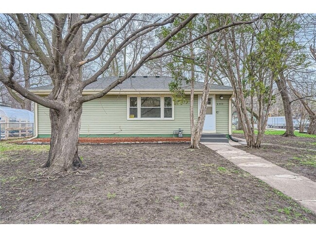 Foto del edificio - 6300 Quebec Ave N