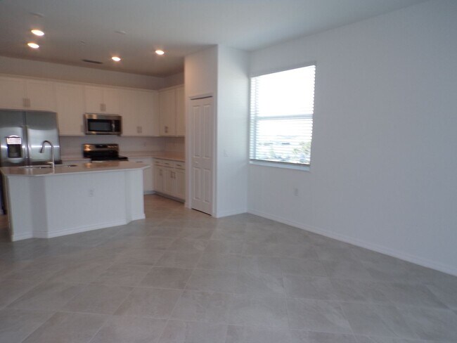 Building Photo - Brand New 3/2/2 Heritage Landing Condo
