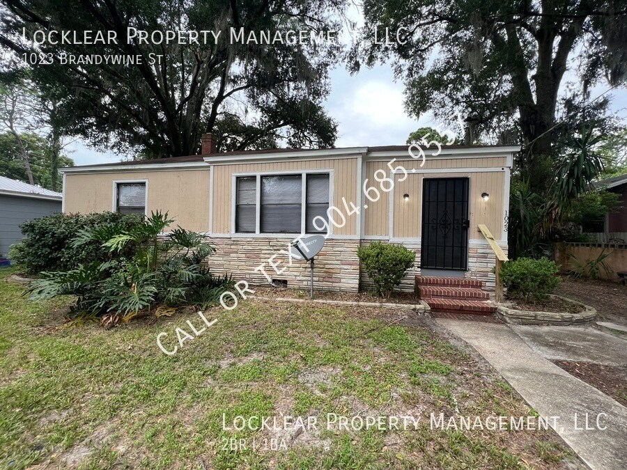Primary Photo - Charming 2 Bedroom Home