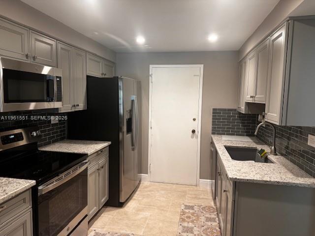 Foto del edificio - 800 NE 195th St