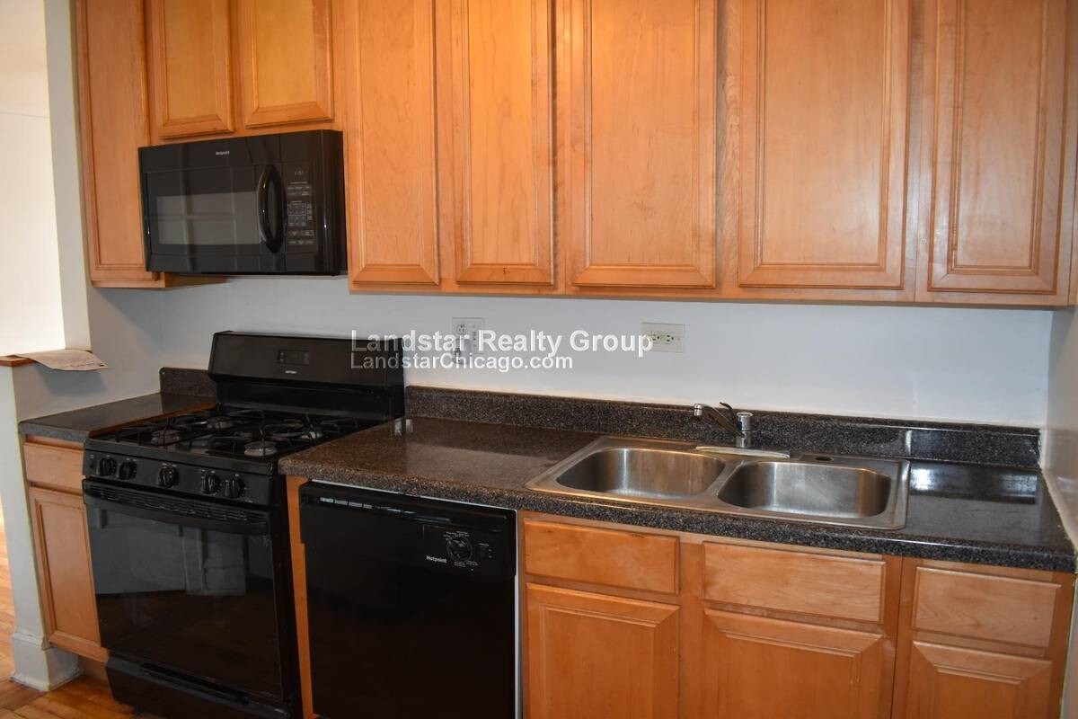Primary Photo - 5002 N Springfield Ave