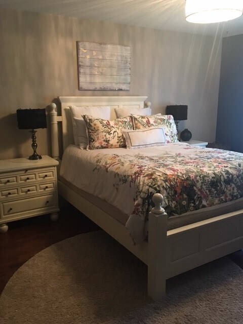 Photo du bâtiment - 5 Bed 3 Bath Unit in Olds, AB