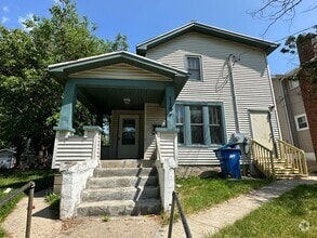Building Photo - 116 W Biddle St
