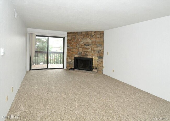 Building Photo - 2 br, 1 bath Condo - 1255 S Balsam St.