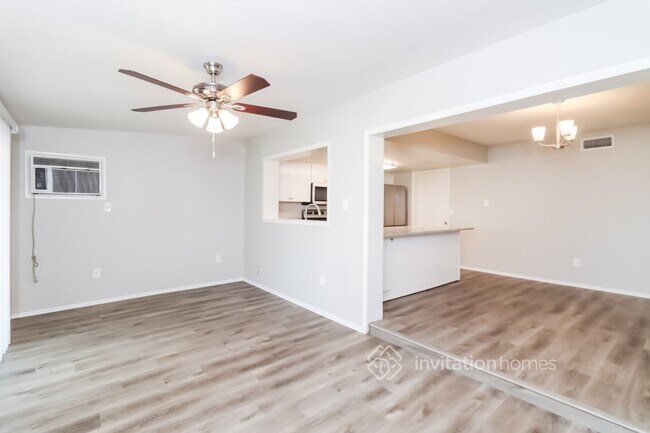 Building Photo - 4210 W Lupine Ave