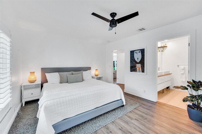 Foto del edificio - 549 NE 14th Ave