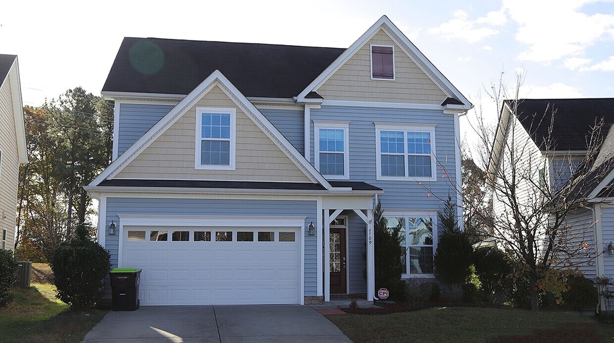 Primary Photo - Spacious 5 Bedroom Home in Convenient Knig...