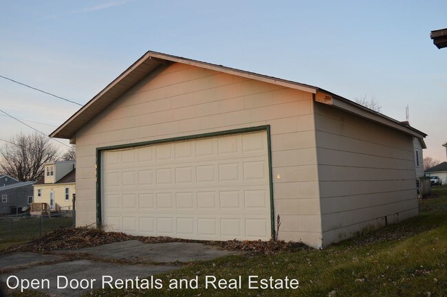 Foto del edificio - 2 br, 1 bath House - 313 Lewis St