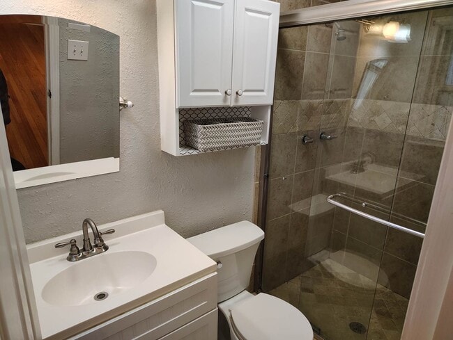 Primary bath - 174 Killian Hill Rd NW