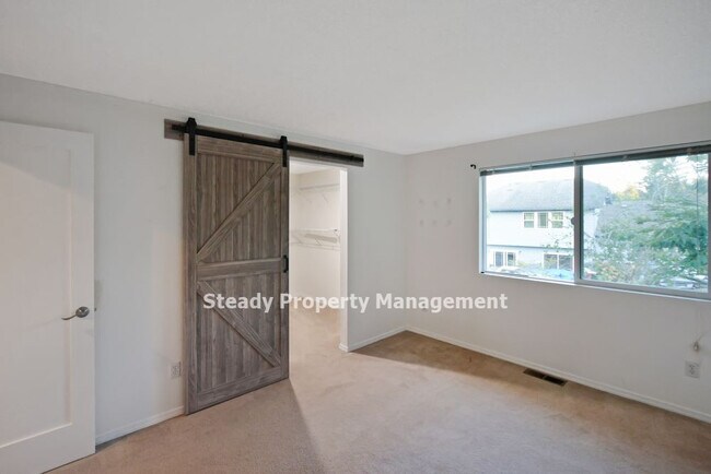 Foto del edificio - Beautiful, Remodeled Home - Fairwood Area