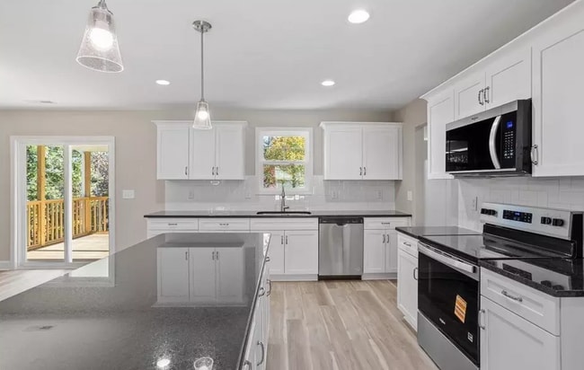 Building Photo - 486 Placid Pond Dr