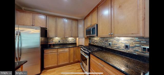 Building Photo - 23293 Misty Pond Ln