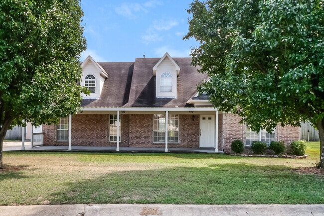 Building Photo - 2865 Pinnacle Dr